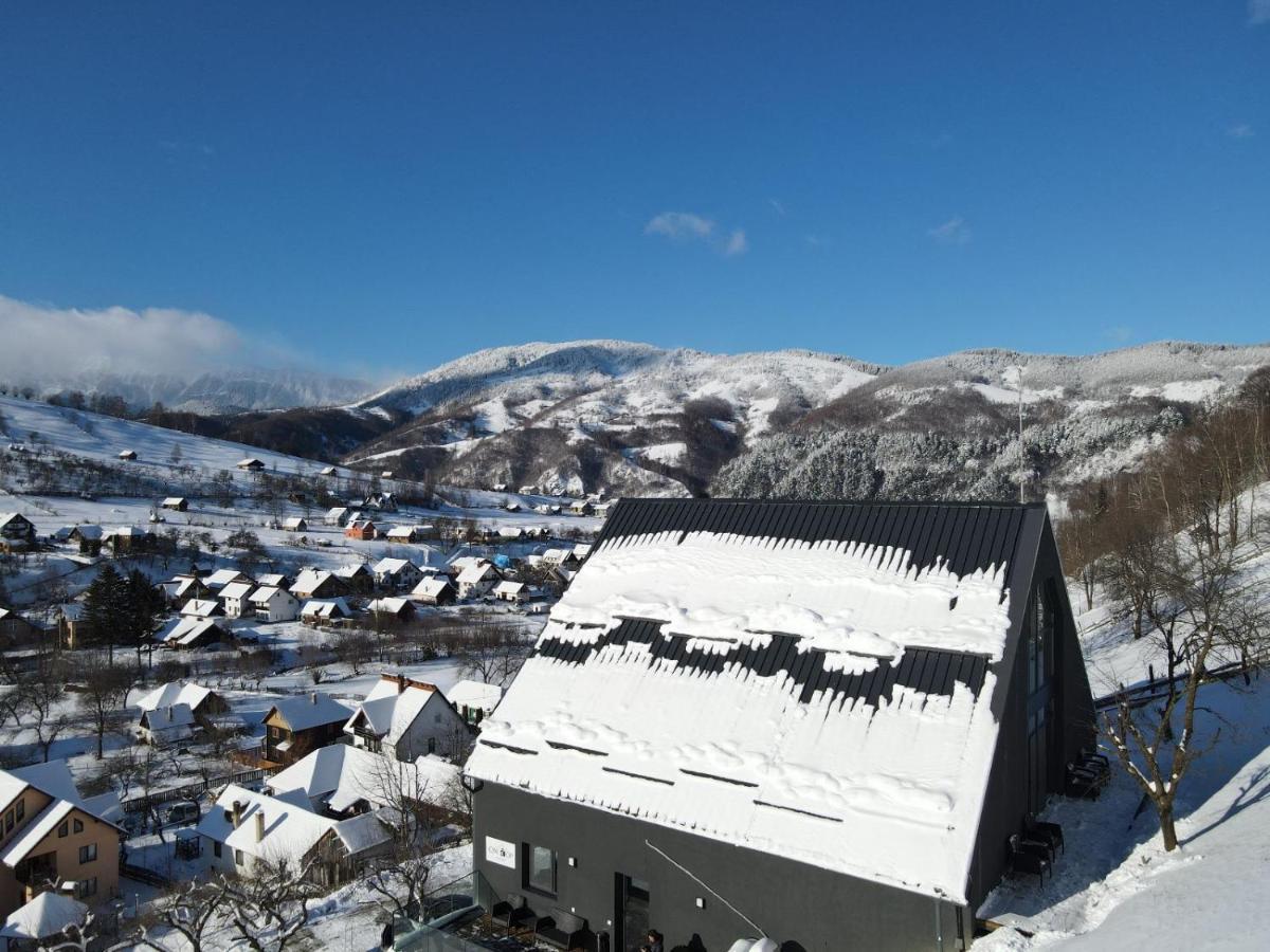 On Top Chalet Bran  Exterior photo